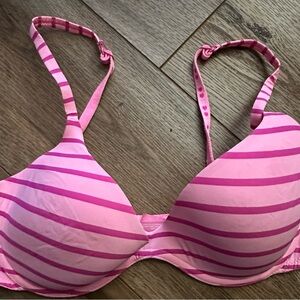 PINK Victoria’s Secret t-shirt bra pink striped 36C
